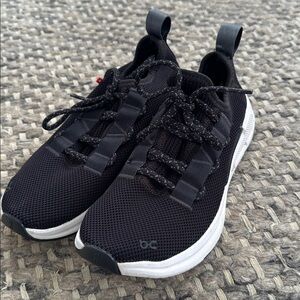 On Cloud Swiss Engineering Athletic Shoe